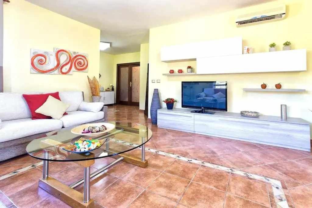 Alghero Villa Mistral Per 7 Persone Terrazza Bbq Ac Wifi ภายนอก รูปภาพ